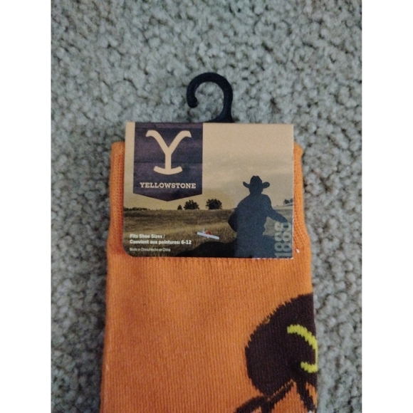 Yellowstone Cowboy/Horse Socks - Picture 2 of 4